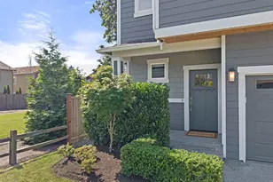 1208 170th St SW, Lynnwood, WA 98037 - Photo 3