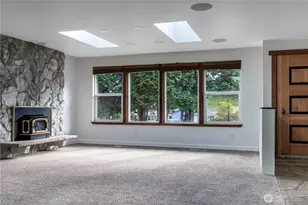 7102 48th Ave E, Tacoma, WA 98443 - Photo 3