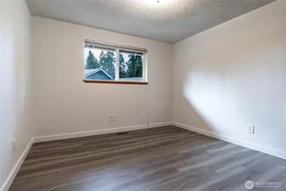 7102 48th Avenue E, Tacoma, WA 98443 - Photo 11