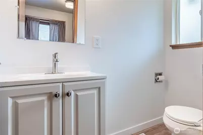 7102 48th Avenue E, Tacoma, WA 98443 - Photo 17