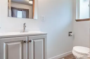 7102 48th Ave E, Tacoma, WA 98443 - Photo 17