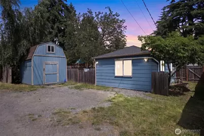 9745 Evanston Avenue N #B, Seattle, WA 98103 - Photo 1