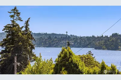 547 16th Avenue W, Kirkland, WA 98033 - Photo 23