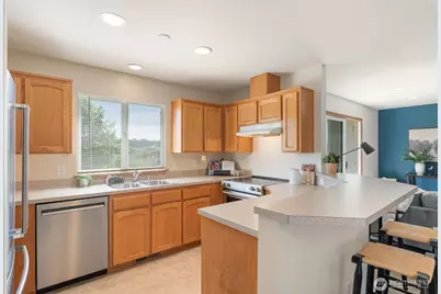 942 NE Cordero Place, Oak Harbor, WA 98277 - Photo 9