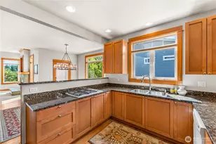 475 Perry Pl, Friday Harbor, WA 98250 - Photo 9