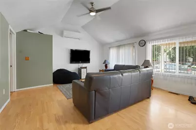 3009 D Street SE, Auburn, WA 98002 - Photo 17