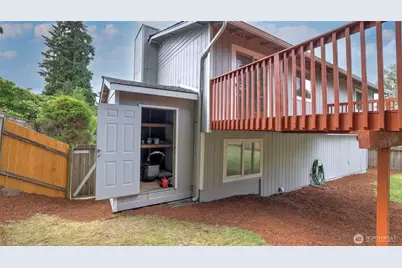 2233 184th Place SE, Bothell, WA 98012 - Photo 37