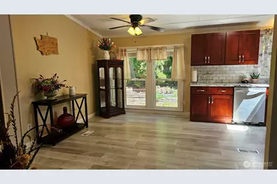 2431 S 371st Street #20, Federal Way, WA 98003 - Photo 7