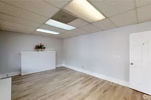 840 E Main St, Auburn, WA 98002 - Photo 5