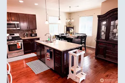 16305 25th Avenue Ct E, Tacoma, WA 98445 - Photo 7