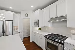10398 243rd Ct NE, Redmond, WA 98053 - Photo 5