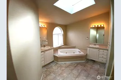 9024 60th Avenue E #104, Puyallup, WA 98371 - Photo 15