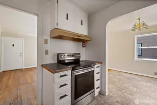 1010 N Union Ave, Tacoma, WA 98406 - Photo 3
