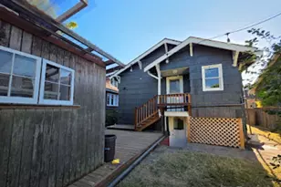 5330 9th Ave NE, Seattle, WA 98105 - Photo 5
