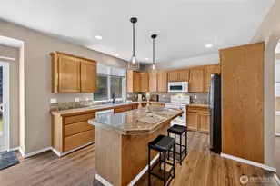 11313 177th Ave E, Bonney Lake, WA 98391 - Photo 11
