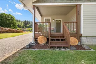 406 Long St, Wilkeson, WA 98396 - Photo 3