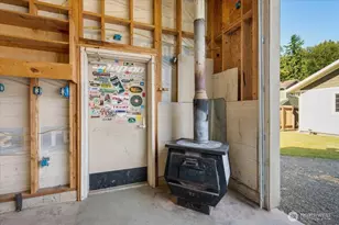 406 Long St, Wilkeson, WA 98396 - Photo 29