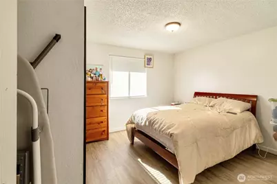 11087 N Skagit Street #A & B, Burlington, WA 98233 - Photo 7