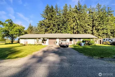 11087 N Skagit Street #A & B, Burlington, WA 98233 - Photo 1