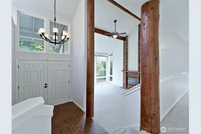 210 141st Avenue NE, Bellevue, WA 98007 - Photo 3