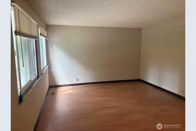 24404 SE Mirrormont Boulevard, Issaquah, WA 98027 - Photo 7