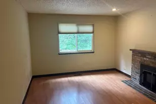 24404 SE Mirrormont Blvd, Issaquah, WA 98027 - Photo 13