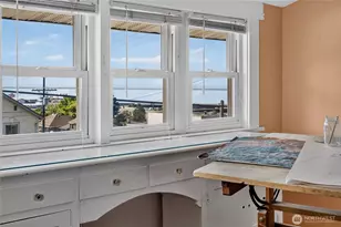 237 W 3rd St, Port Angeles, WA 98362 - Photo 25