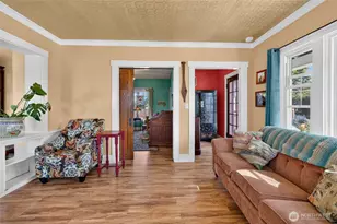 237 W 3rd St, Port Angeles, WA 98362 - Photo 5