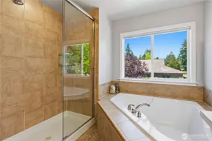 16105 Northup Way, Bellevue, WA 98008 - Photo 25