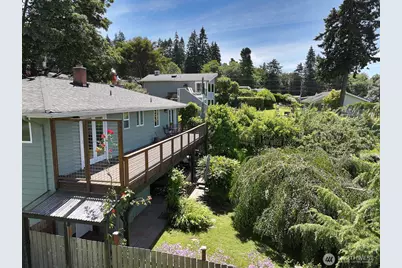 8216 Whidbey Drive, Clinton, WA 98236 - Photo 5