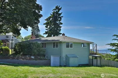 8216 Whidbey Drive, Clinton, WA 98236 - Photo 9