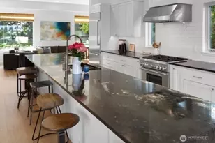 3303 37th Ave W, Seattle, WA 98199 - Photo 5