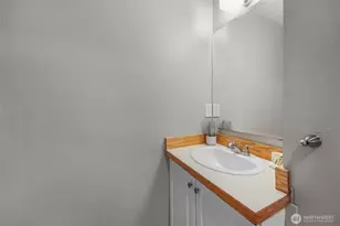 10 E Casino Rd, Everett, WA 98208 - Photo 21