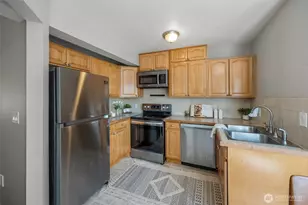 10 E Casino Rd, Everett, WA 98208 - Photo 9