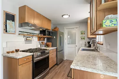 1603 25th Street, Anacortes, WA 98221 - Photo 9