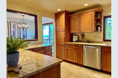 745 SW 13th Avenue, Oak Harbor, WA 98277 - Photo 13