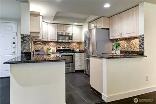 11011 NE 12th St, Bellevue, WA 98004 - Photo 11