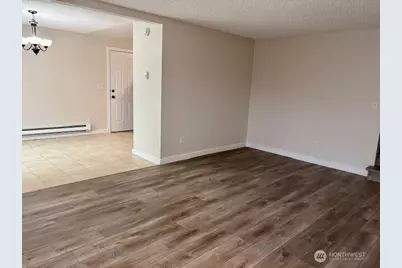 911 30th Street NE, Auburn, WA 98002 - Photo 3