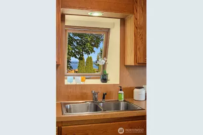 12422 SW Bachelor Road, Vashon, WA 98070 - Photo 23