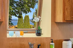 12422 SW Bachelor Rd, Vashon, WA 98070 - Photo 23