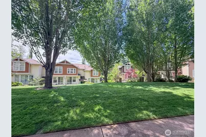 12208 NE 24th Street #124, Bellevue, WA 98005 - Photo 25