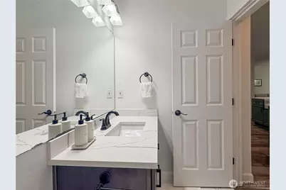 12208 NE 24th Street #124, Bellevue, WA 98005 - Photo 33