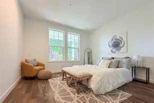 12208 NE 24th St, Bellevue, WA 98005 - Photo 9