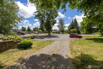 704 W Yelm Avenue, Yelm, WA 98597 - Photo 35