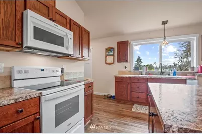 189 Trout Lakes, Castle Rock, WA 98611 - Photo 13
