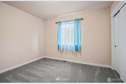 189 Trout Lakes, Castle Rock, WA 98611 - Photo 17