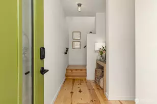 203 Madrona Way NE, Bainbridge Island, WA 98110 - Photo 3