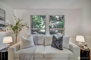 13753 Stone Ave N, Seattle, WA 98133 - Photo 9