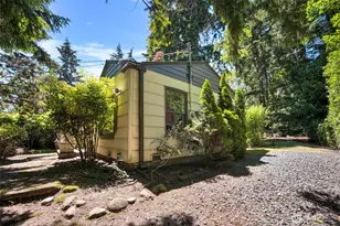 13753 Stone Ave N, Seattle, WA 98133 - Photo 27