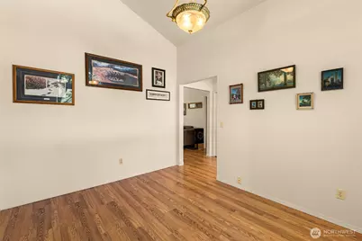 2299 E Veedol Drive, East Wenatchee, WA 98802 - Photo 9